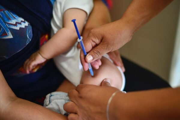 Veracruz con vacunas suficientes para proteger a la población