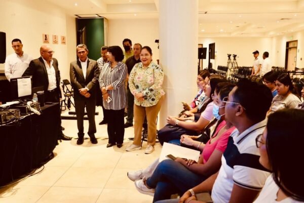 Veracruz concreta más de 4 mil cambios de adscripción con transparencia y justicia para el magisterio